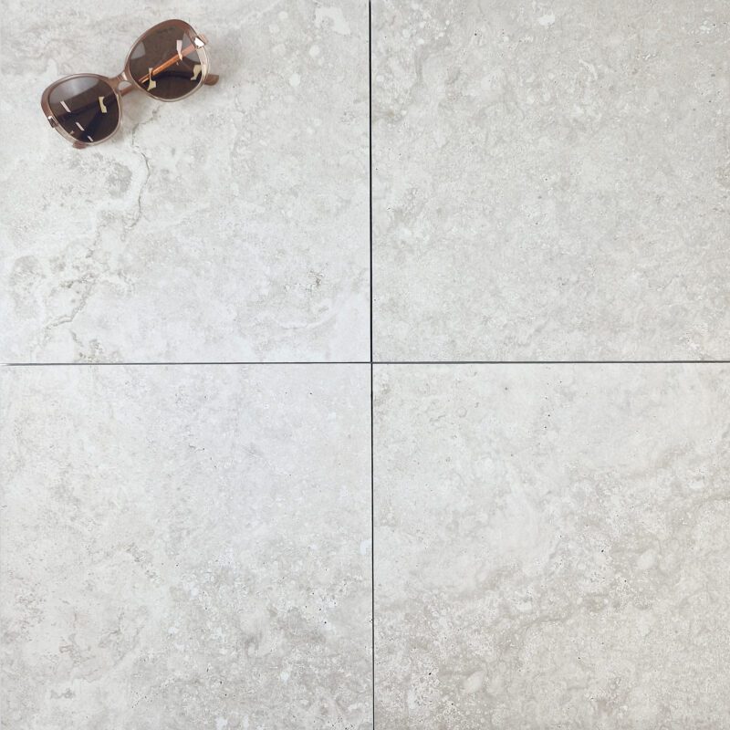 300 x 300mm Norcia Light In Out Tile