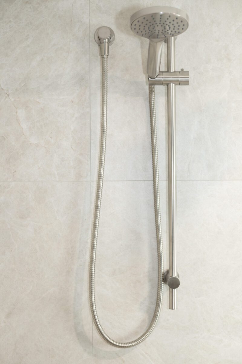 Moonight Off-White 600x600mm Tile