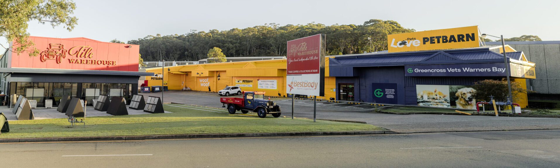 Tile Warehouse Warners Bay Showroom