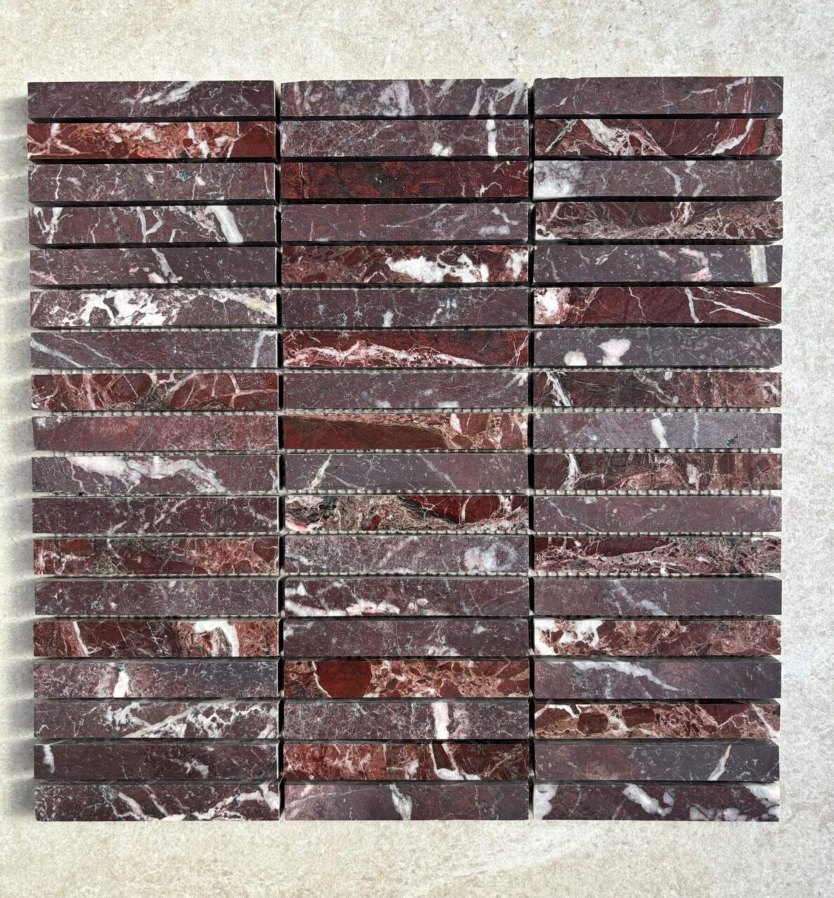 Moritz Maroon Tile